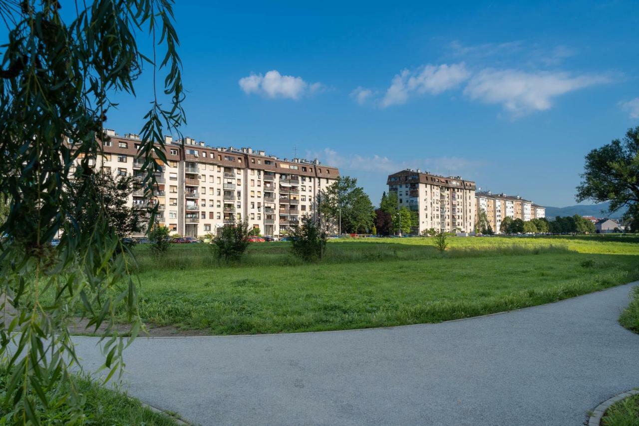 Hendrix Bridge Apartment 2 Zagabria Esterno foto